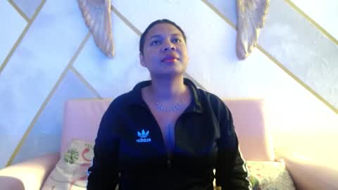 Snapshot of keiraluna chatting on December 2025 12:25:02 PM online show from December 2025 12:25:02 PM