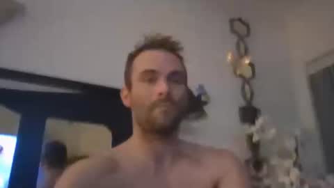 clyde online show from March 2025 05:59:02 AM