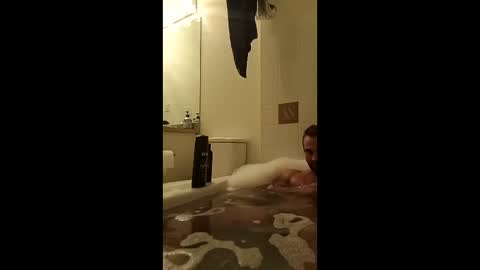 clyde online show from December 2025 08:41:02 AM