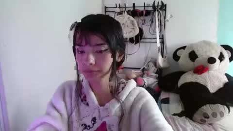 Snapshot of keity_russo03 chatting on November 2025 08:21:02 PM annie rosse16 online show from November 2025 08:21:02 PM