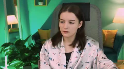 kelliebanshe online show from March 2026 04:15:02 AM