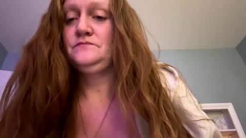 kellilyn10 online show from April 2026 02:15:02 AM