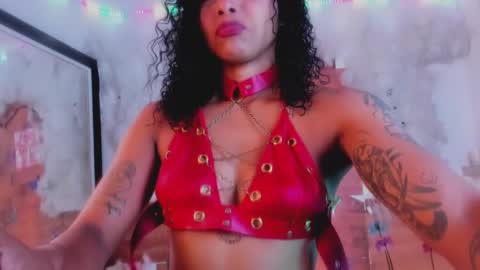 kelly__thomson online show from February 2025 05:33:01 PM