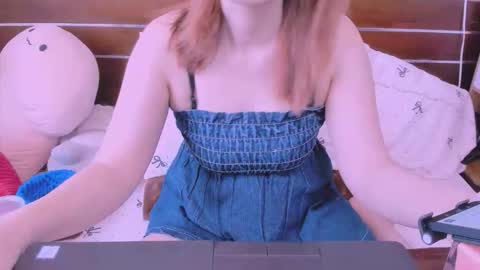 Kelly online show from April 2026 02:49:02 AM