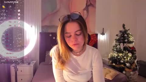 Snapshot of kelly_cuutie chatting on January 2025 07:34:02 AM Kelly online show from January 2025 07:34:02 AM