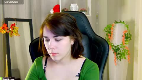 Kelly online show from November 2025 08:57:01 AM