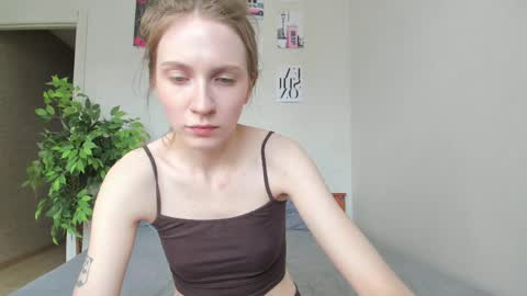 Snapshot of kelly_gerzikaaa chatting on April 2026 02:49:01 AM kelly_gerzikaaa online show from April 2026 02:49:01 AM