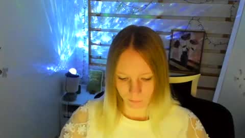 Kelly online show from October 2025 07:07:02 AM