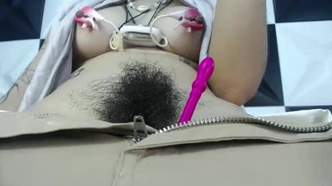 Snapshot of kelly_queenpussy chatting on February 2025 01:44:01 PM KEY online show from February 2025 01:44:01 PM