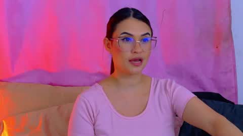 elena online show from June 2026 03:25:01 AM