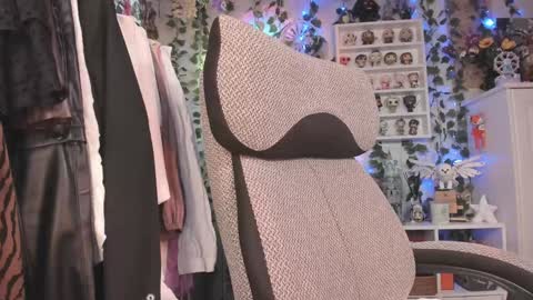 Leia online show from December 2024 05:02:01 AM