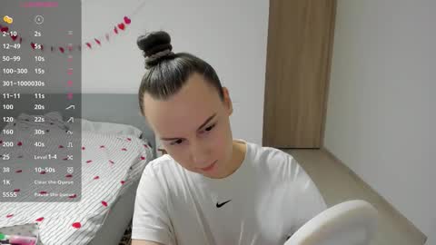 Im Kelly online show from February 2026 01:30:02 PM