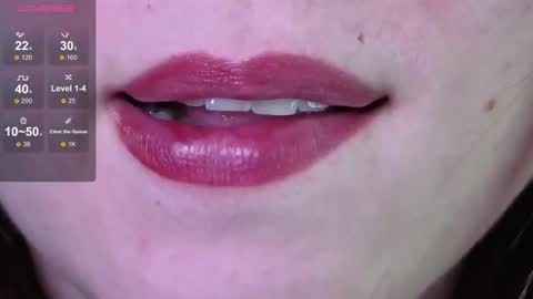 Snapshot of kellycrystall chatting on October 2025 06:16:02 AM kellycrystall online show from October 2025 06:16:02 AM