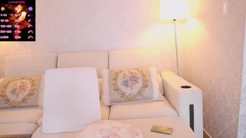 vanessa online show from May 2026 12:10:01 PM