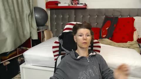 kelly online show from May 2026 12:40:02 AM