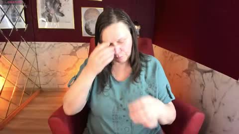 Kelly online show from May 2026 05:23:02 AM