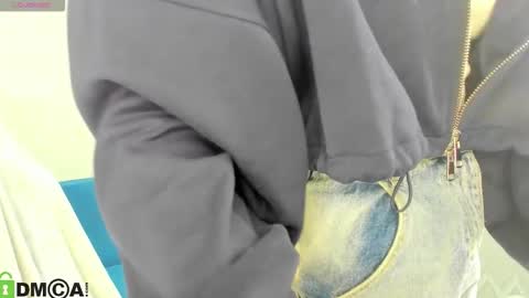 kellyy_bern online show from October 2025 12:53:02 AM