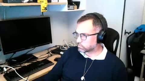 Snapshot of kelvin06133 chatting on December 2024 01:15:02 AM kelvin06133 online show from December 2024 01:15:02 AM