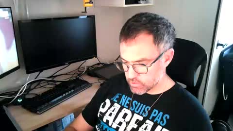 Snapshot of kelvin06133 chatting on January 2025 02:09:01 PM kelvin06133 online show from January 2025 02:09:01 PM