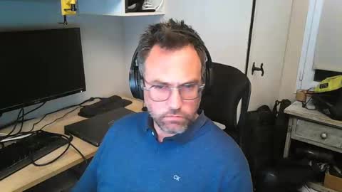 Snapshot of kelvin06133 chatting on March 2025 10:45:02 PM kelvin06133 online show from March 2025 10:45:02 PM