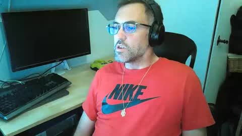 kelvin06133 online show from May 2026 10:39:01 PM