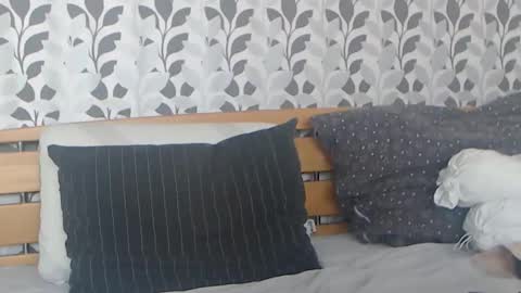 kelywild20 online show from May 2026 07:35:02 AM