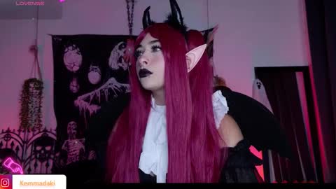 Snapshot of kemmadakii chatting on October 2025 07:37:01 PM Kemma online show from October 2025 07:37:01 PM