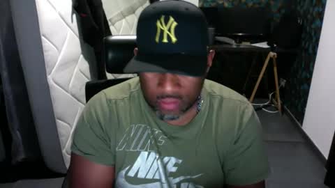 ken3897 online show from April 2026 10:07:02 PM