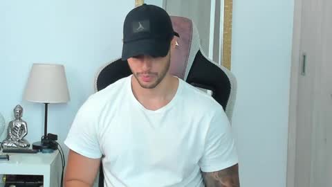 ken_mailik online show from April 2026 12:30:01 AM