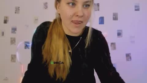 Snapshot of kendal_blow chatting on February 2026 08:46:02 PM Sweet Kendal online show from February 2026 08:46:02 PM