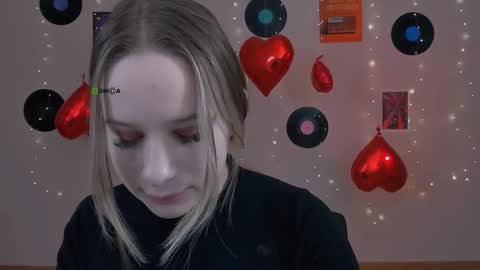 Snapshot of kendal_blow chatting on February 2026 09:22:01 PM Sweet Kendal online show from February 2026 09:22:01 PM