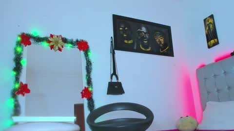 Snapshot of kendall__hot_sexy chatting on December 2024 10:30:01 AM Kendall online show from December 2024 10:30:01 AM