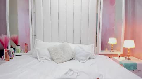 Snapshot of kendall_curves chatting on February 2026 02:52:02 AM Kendall no Jenner online show from February 2026 02:52:02 AM