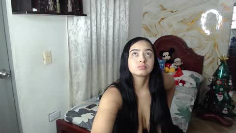 Snapshot of kendall_morry chatting on December 2025 06:33:02 AM kendall online show from December 2025 06:33:02 AM