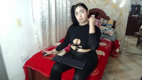 Snapshot of kendall_morry chatting on April 2026 07:20:01 AM kendall online show from April 2026 07:20:01 AM