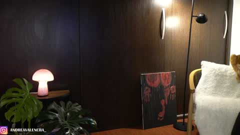 Snapshot of kendall_ruiiz chatting on December 2024 03:11:02 AM Andrea online show from December 2024 03:11:02 AM