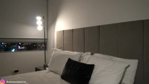 Snapshot of kendall_ruiiz chatting on February 2025 01:57:01 AM Andrea online show from February 2025 01:57:01 AM