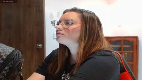 Snapshot of kendallclark03 chatting on December 2024 04:20:02 AM kendall online show from December 2024 04:20:02 AM