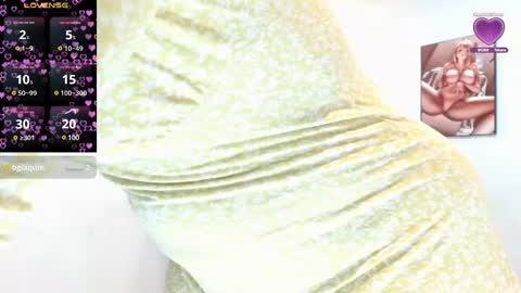 Snapshot of kendallclark03 chatting on December 2024 05:44:01 AM kendall online show from December 2024 05:44:01 AM