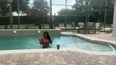 Kendall Sins online show from June 2026 04:40:02 PM