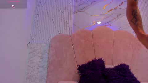 Snapshot of kendalltaylorr chatting on January 2025 02:45:02 AM Kendall and Taylor online show from January 2025 02:45:02 AM