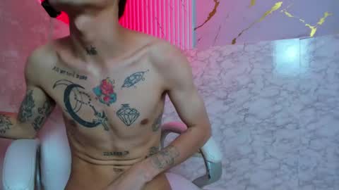 Snapshot of kendalltaylorr chatting on March 2025 09:51:02 AM Kendall and Taylor online show from March 2025 09:51:02 AM