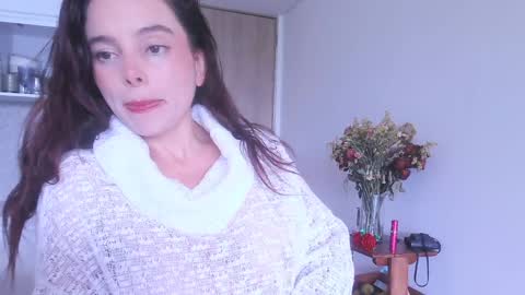 kendall online show from November 2025 06:07:02 PM