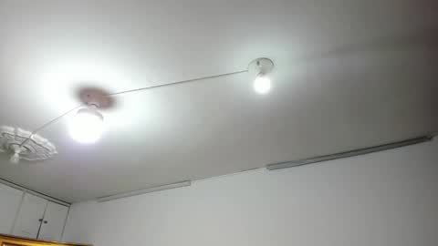 Kendal  online show from February 2025 12:48:01 PM