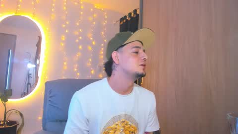 kendel_dimitri online show from December 2024 07:00:01 AM