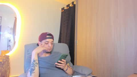 kendel_dimitri online show from February 2025 06:51:01 AM