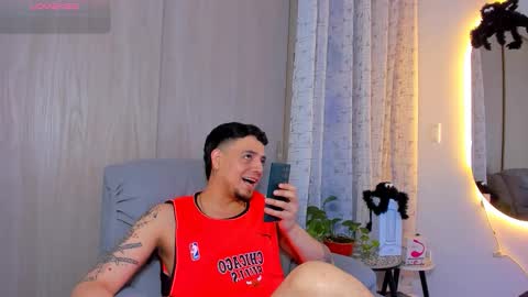 kendel_dimitri online show from October 2025 02:35:01 AM