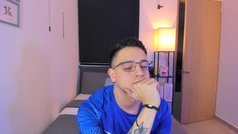 kendel_dimitri online show from May 2026 03:00:02 AM