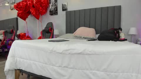 Kendra London online show from February 2026 11:20:01 AM