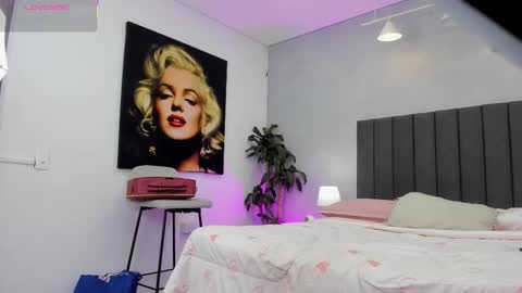 Snapshot of kendra_london chatting on March 2026 11:16:02 AM Kendra London online show from March 2026 11:16:02 AM